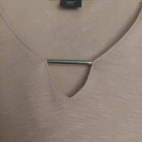 Metaphor Light Blush Pink Lightweight V Neck Long Sleeved Shirt Size XSmall - Picture 7 of 10